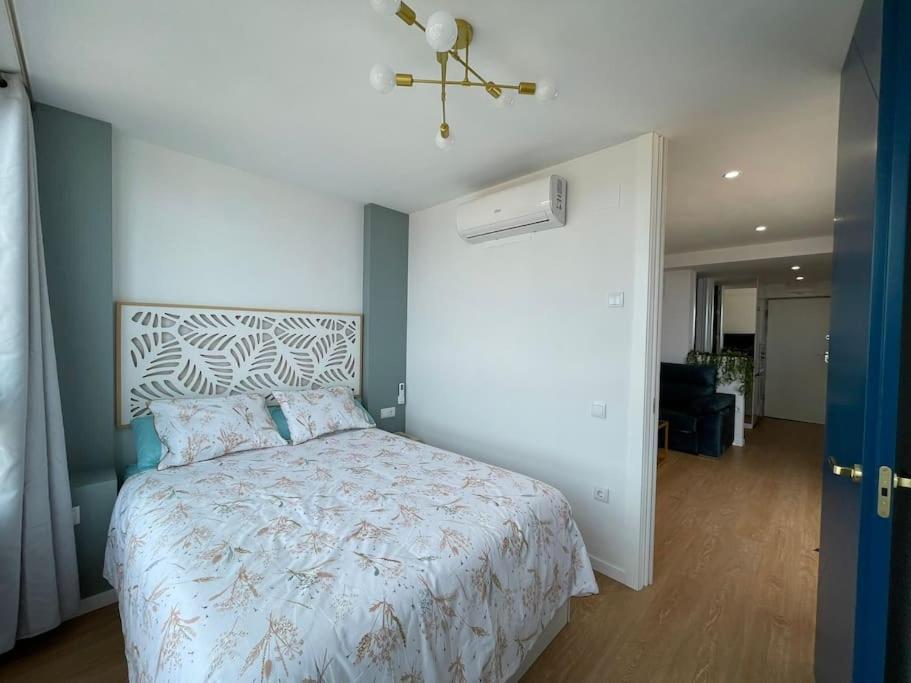 Glamour Suite Con Vistas Panoramicas Mar Y Montana ตอร์เรโมลิโนส ภายนอก รูปภาพ